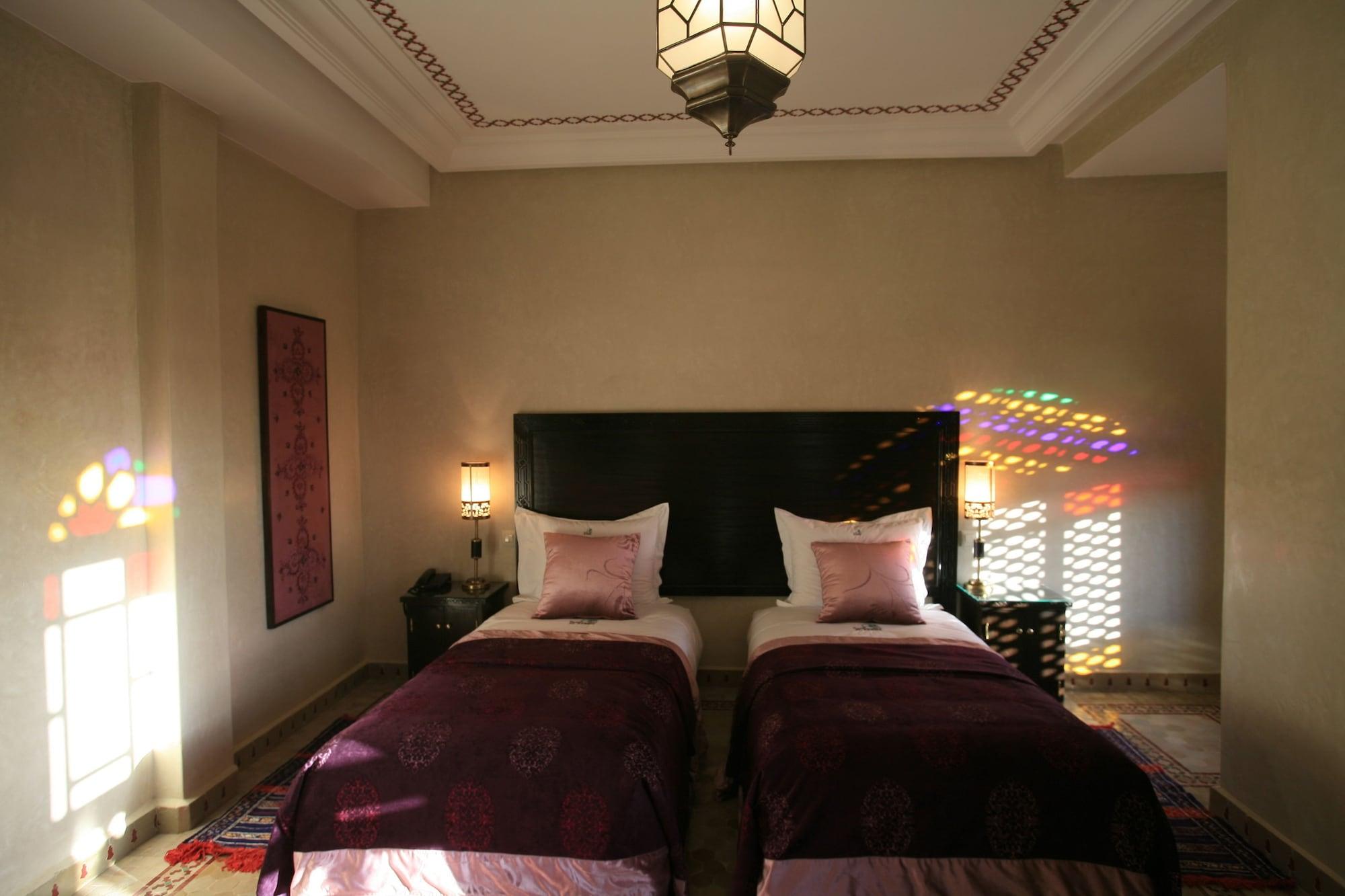 Al Fassia Aguedal Hotel Marrakesh Bagian luar foto